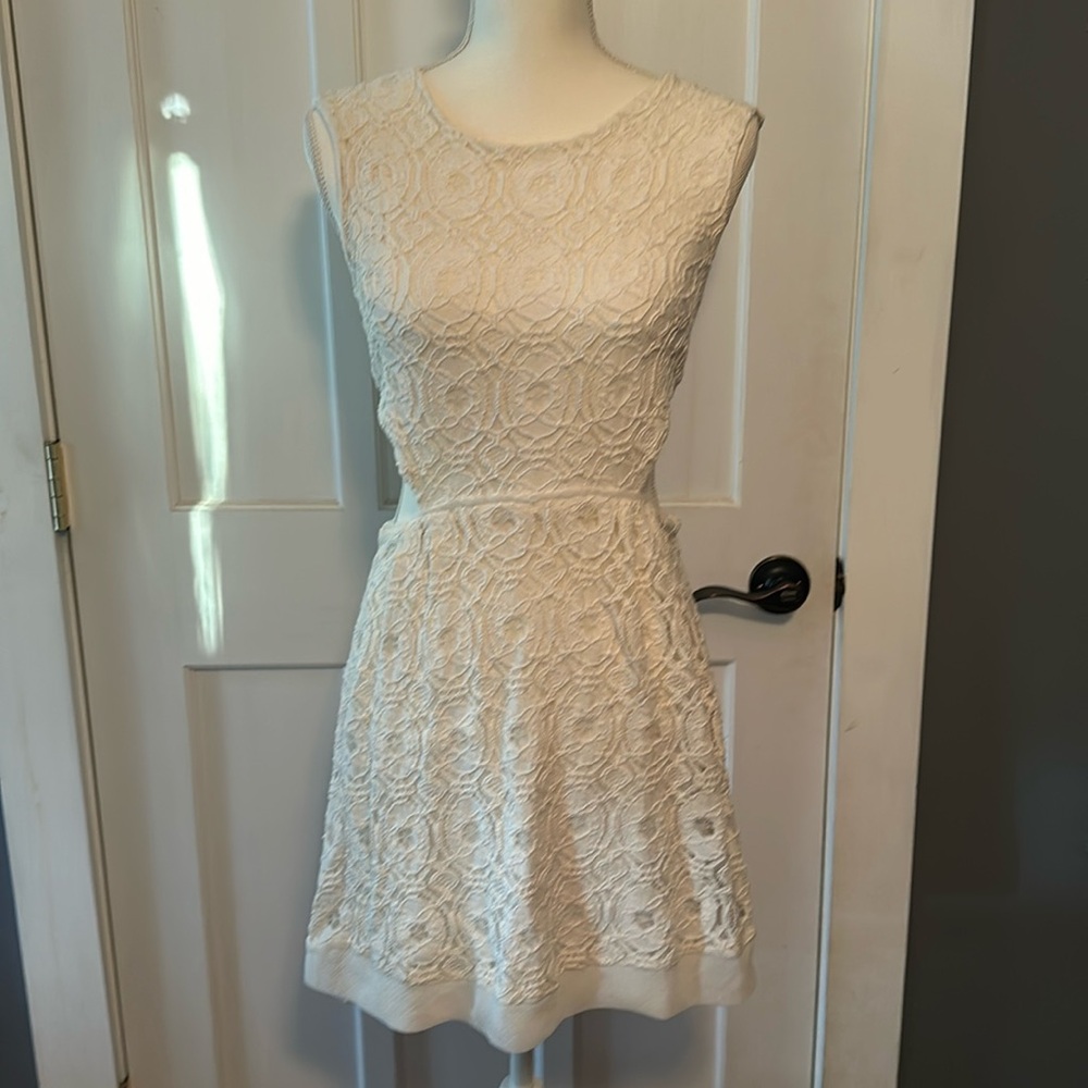 White lace dress